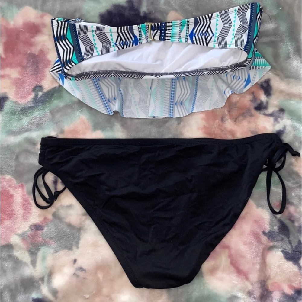Mossimo Bikini Set - Picture 2 of 7
